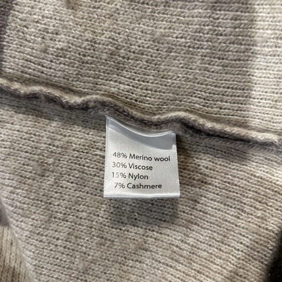 Benedetta B Women’s Size Medium Tan Cream Sweater - Picture 4 of 6